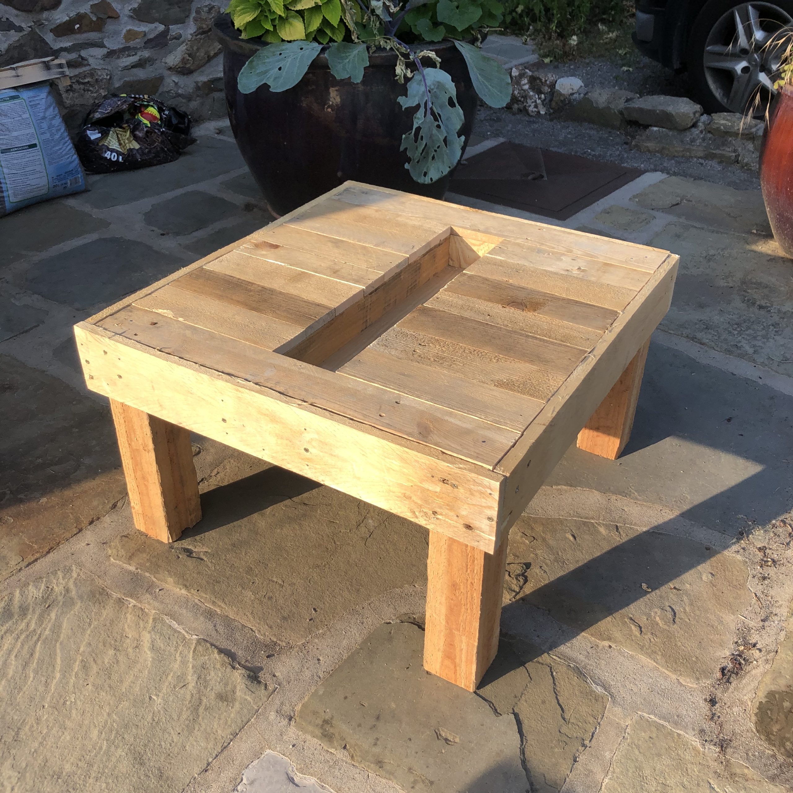 Jigsaw Table (Keep it Simple) / Table de scie sauteuse (simpliste)   Atelier du Bricoleur (menuiserie)…..…… Woodworking Hobbyist's Workshop